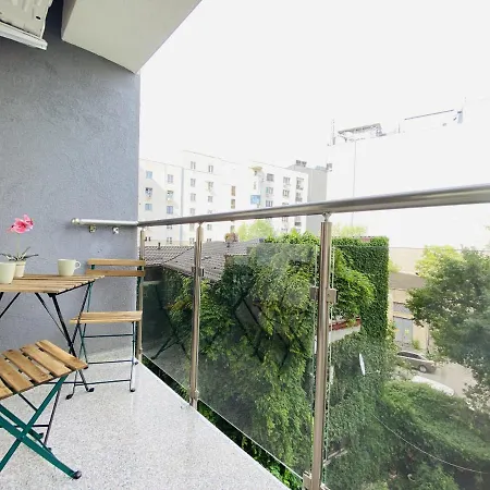 Charming Studio With Balcony * Bucharest